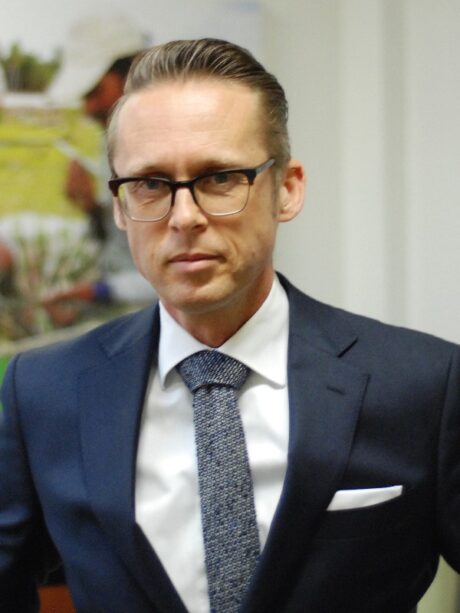 Dick van Veelen